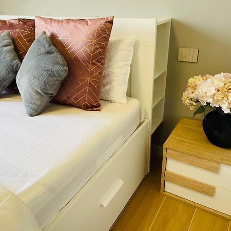 Holiday Flat In Villa San Gregorio With Pool Melazzo المظهر الخارجي الصورة