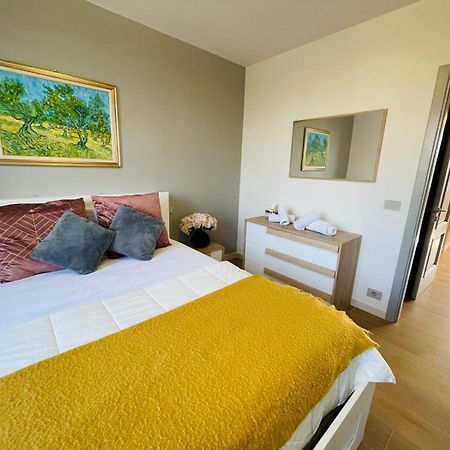 Holiday Flat In Villa San Gregorio With Pool Melazzo المظهر الخارجي الصورة
