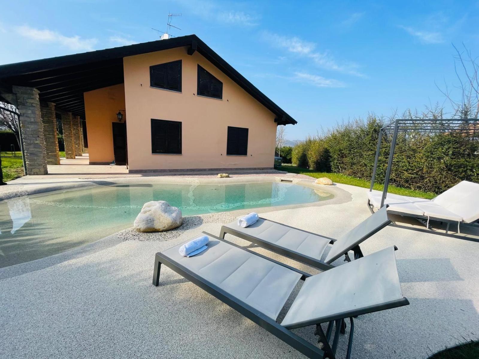 Holiday Flat In Villa San Gregorio With Pool Melazzo المظهر الخارجي الصورة