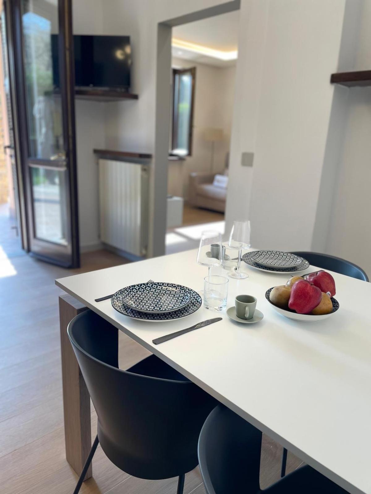 Holiday Flat In Villa San Gregorio With Pool Melazzo المظهر الخارجي الصورة